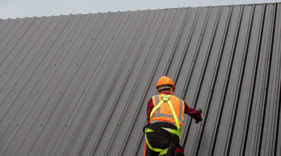 Expert top industrial roofings services in Scottsburg, IN